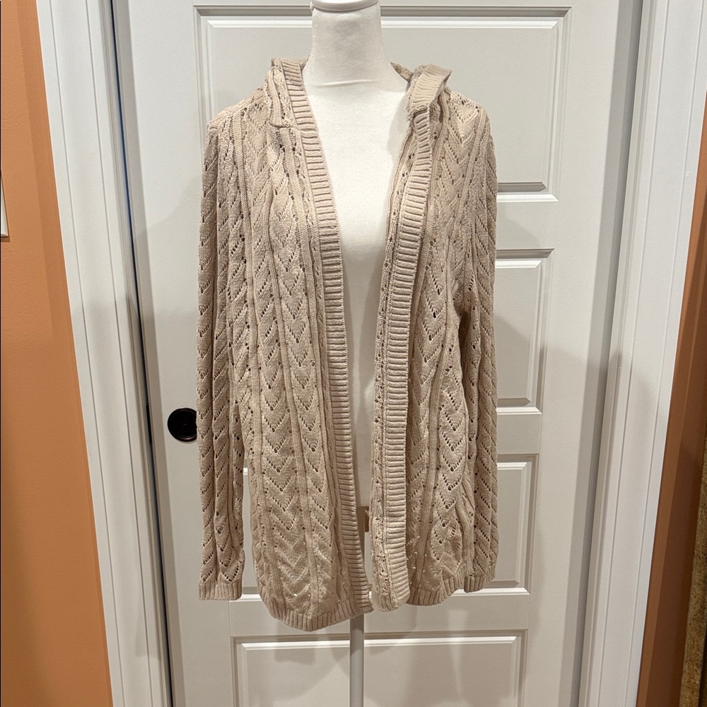 Hollister NWT Cozy Cable Knit Beige Cardigan